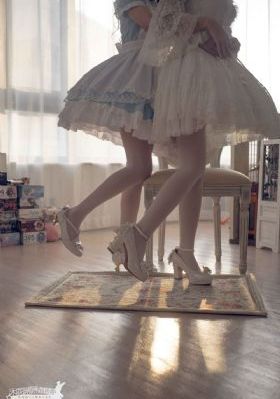 娇妻被淫