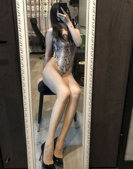 诱人的岳hd中文字幕