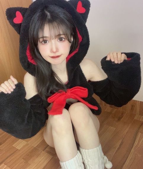 黑衣女人的香水