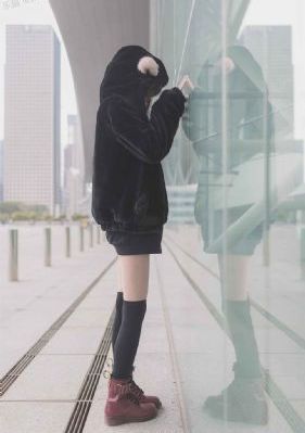 日本理伦少妇4做爰