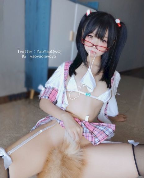 午夜视频