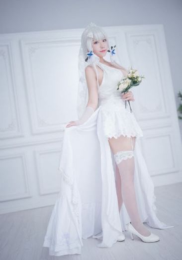 春潮烂漫海堂红
